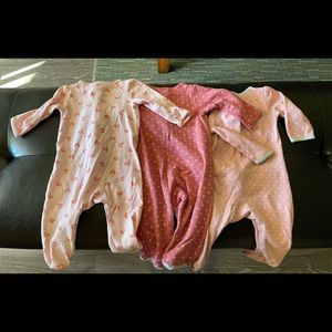 Baby bodysuits onesie’s by carters, Sz 6months old